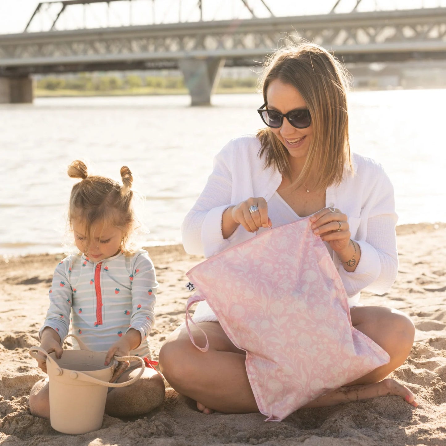 2pk Mess-proof Wet Bags | Toile Floral + Bows