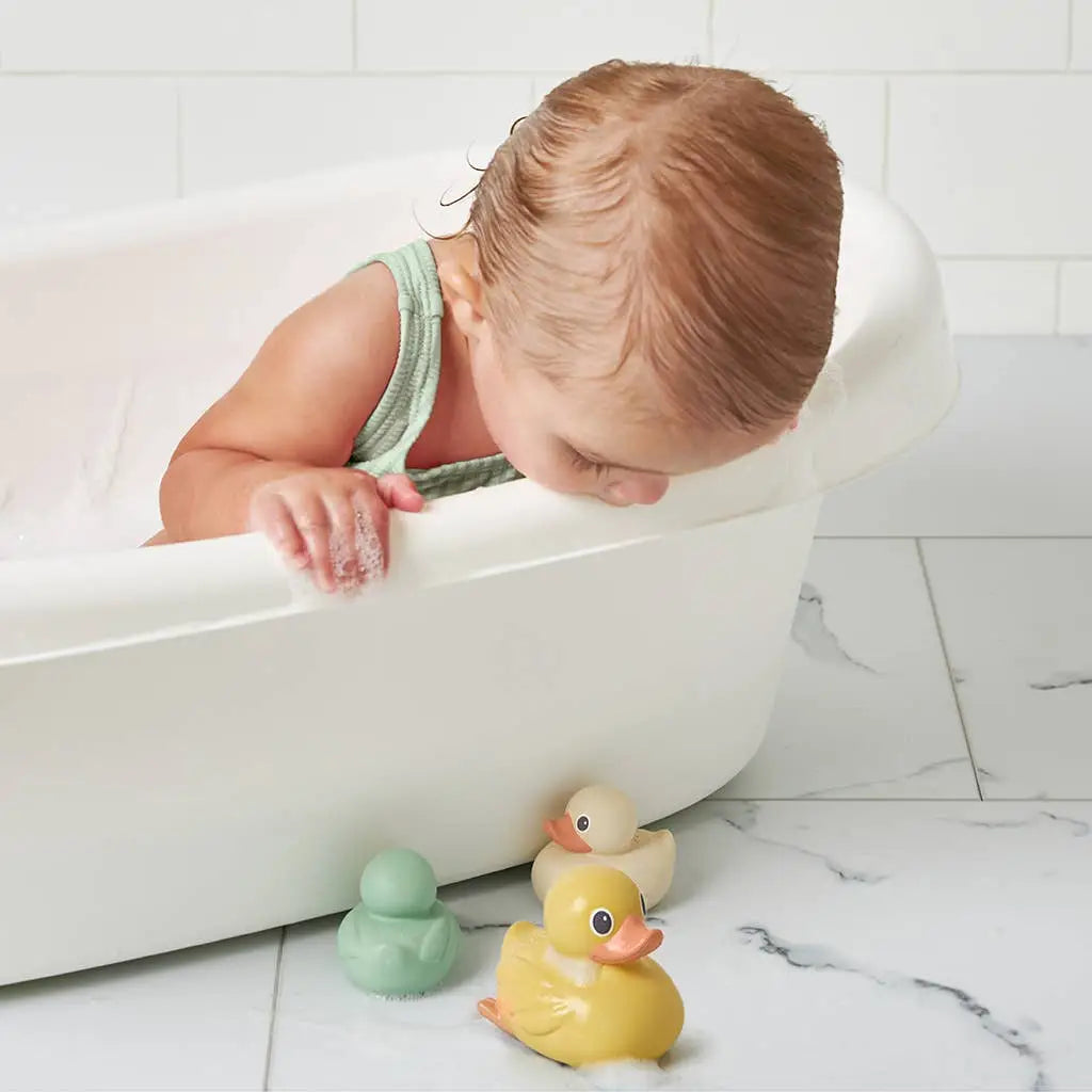 Itzy Ducky Family | Bath + Water Table Toys