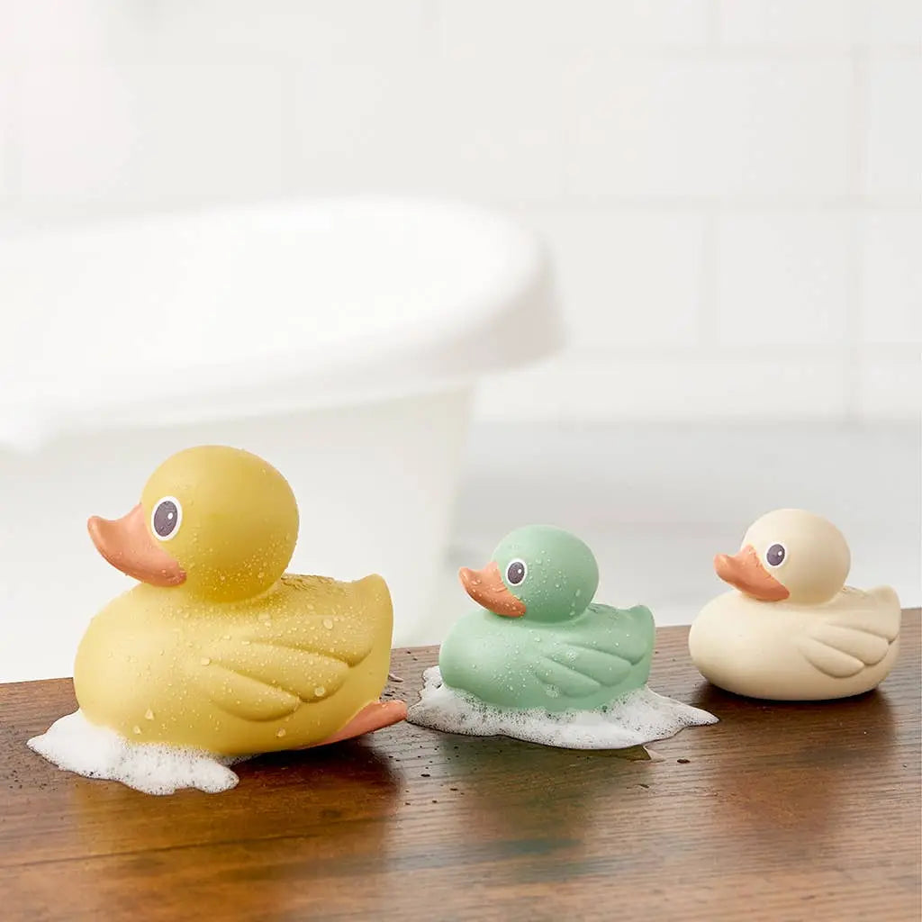 Itzy Ducky Family | Bath + Water Table Toys