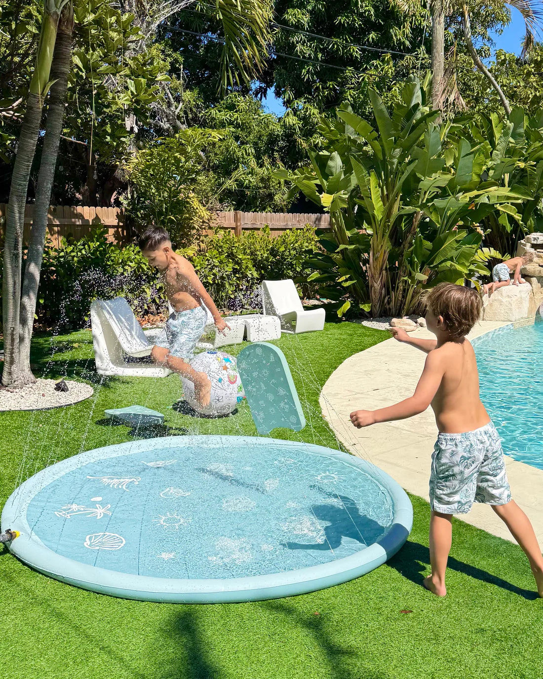 Sprinkler Splash Pad for Kids | Surf Paradise